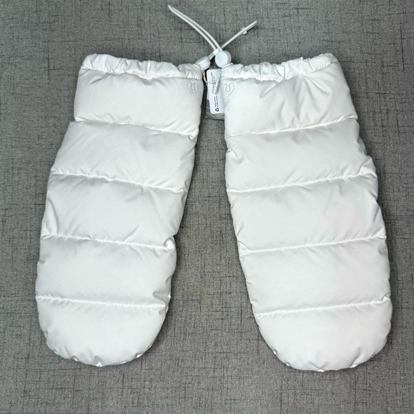 Lululemon Wunder Puff Down Mittens White Unisex Large XL NWT - Picture 2 of 8